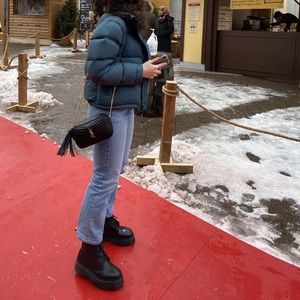 LEVI’S WEDGIE STRAIGHT JEANS